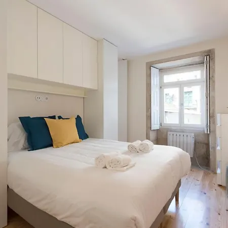 Duplex Wonder In Se W/ Patio By Lovelystay Porto