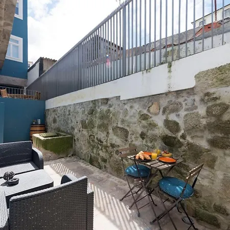 Duplex Wonder In Se W/ Patio By Lovelystay *