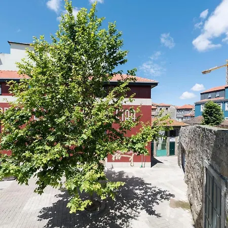 Duplex Wonder In Se W/ Patio By Lovelystay Porto